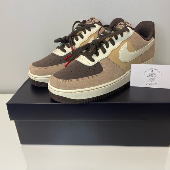 Nike Air Force 1 ‘07 LV8 - Picture 1 of 4